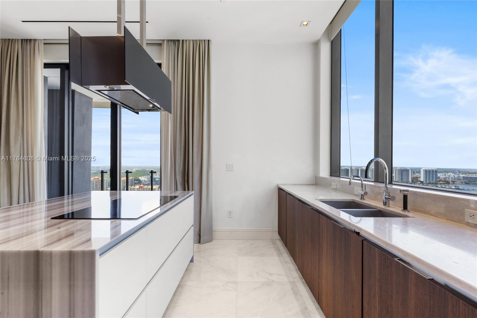 MUSE CONDO - Residential