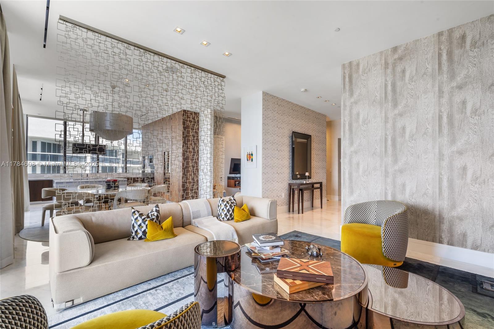 MUSE CONDO - Residential