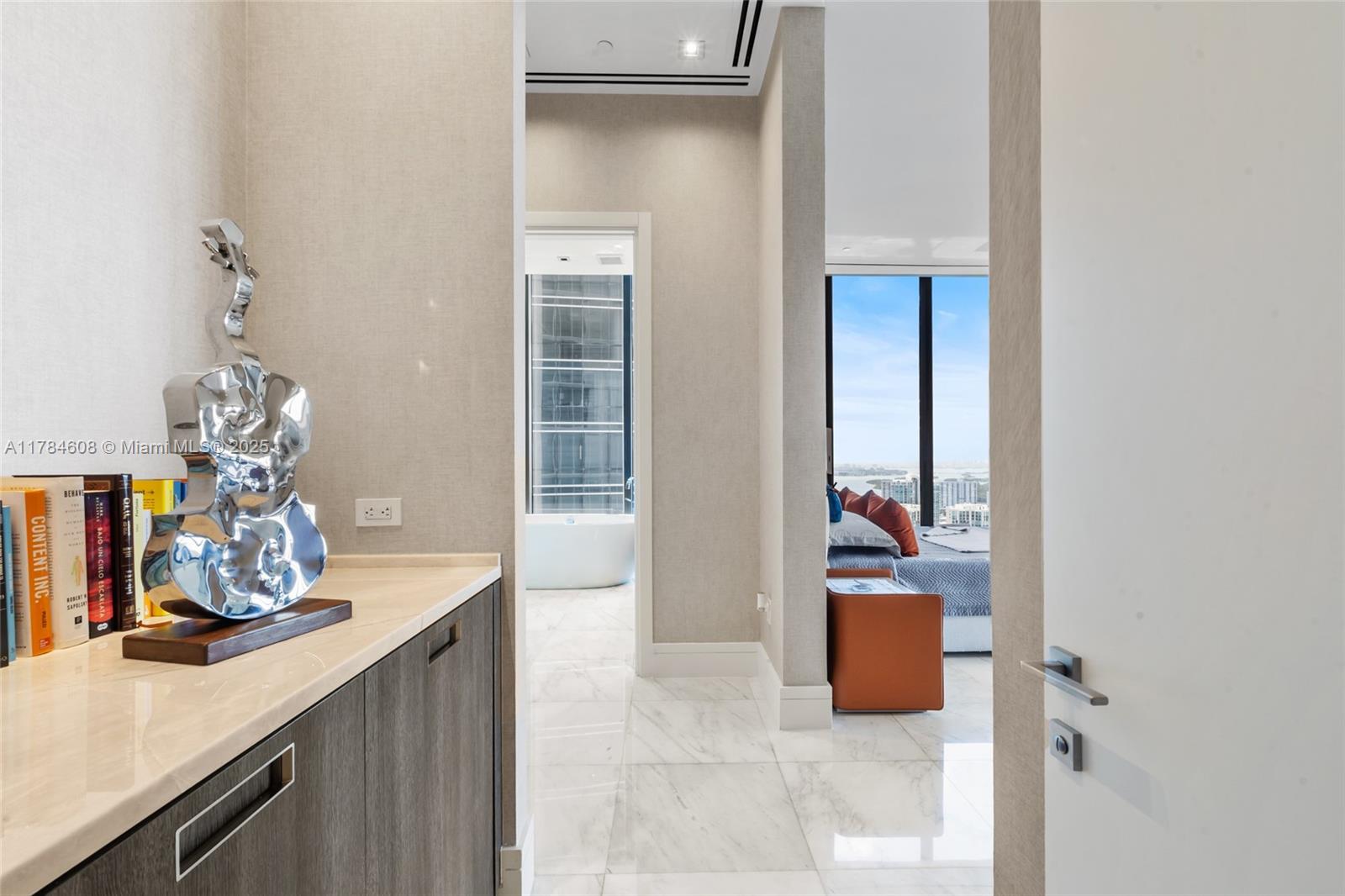 MUSE CONDO - Residential