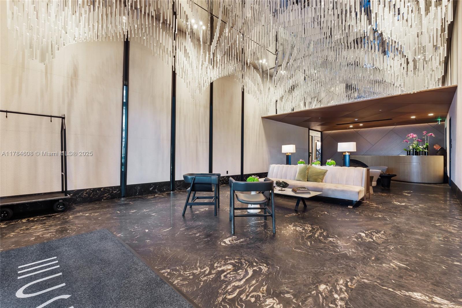 MUSE CONDO - Residential