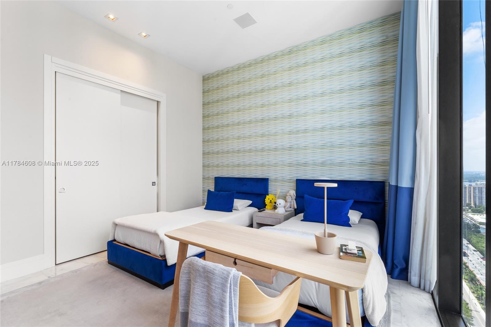 MUSE CONDO - Residential