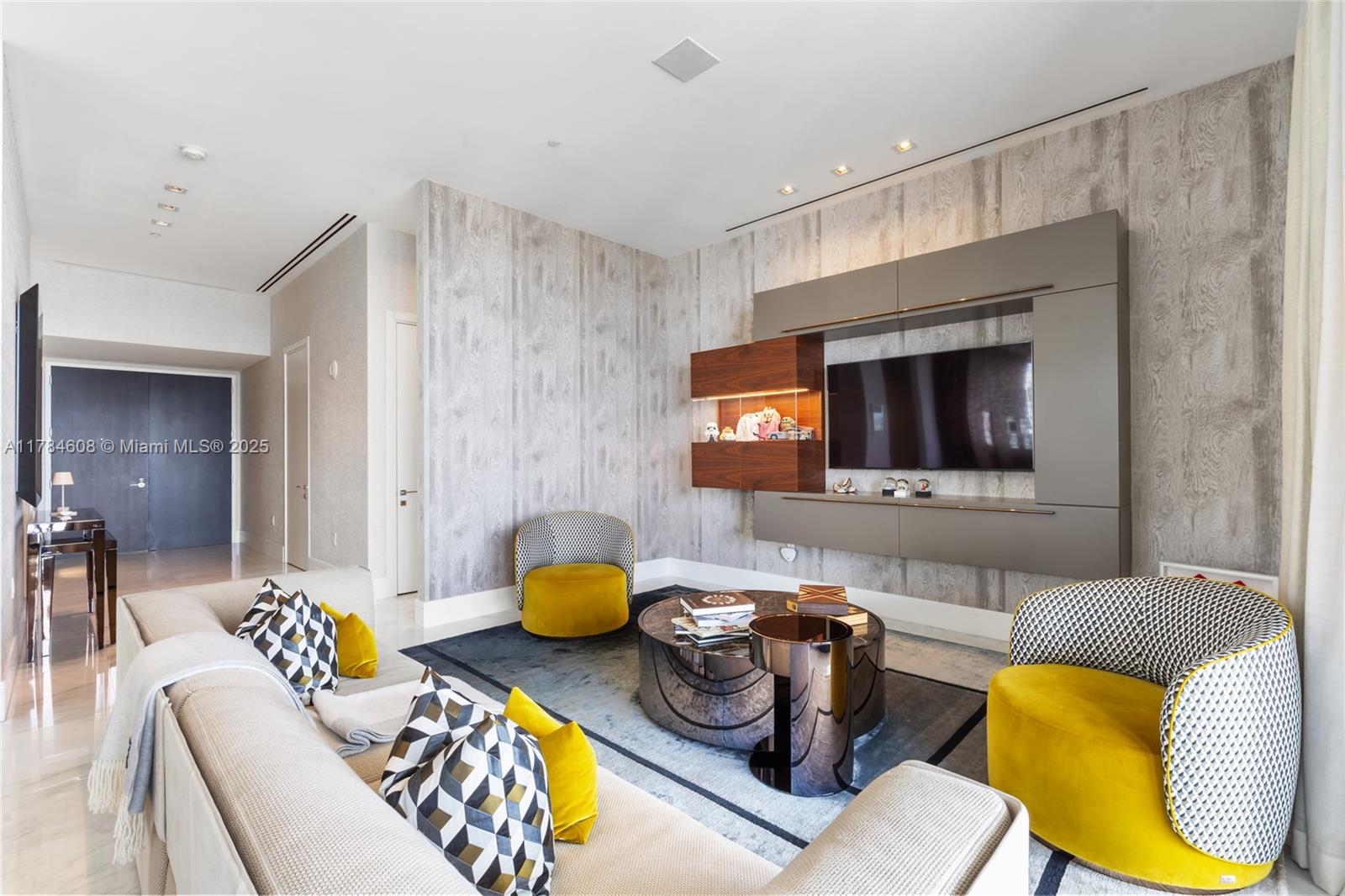MUSE CONDO - Residential