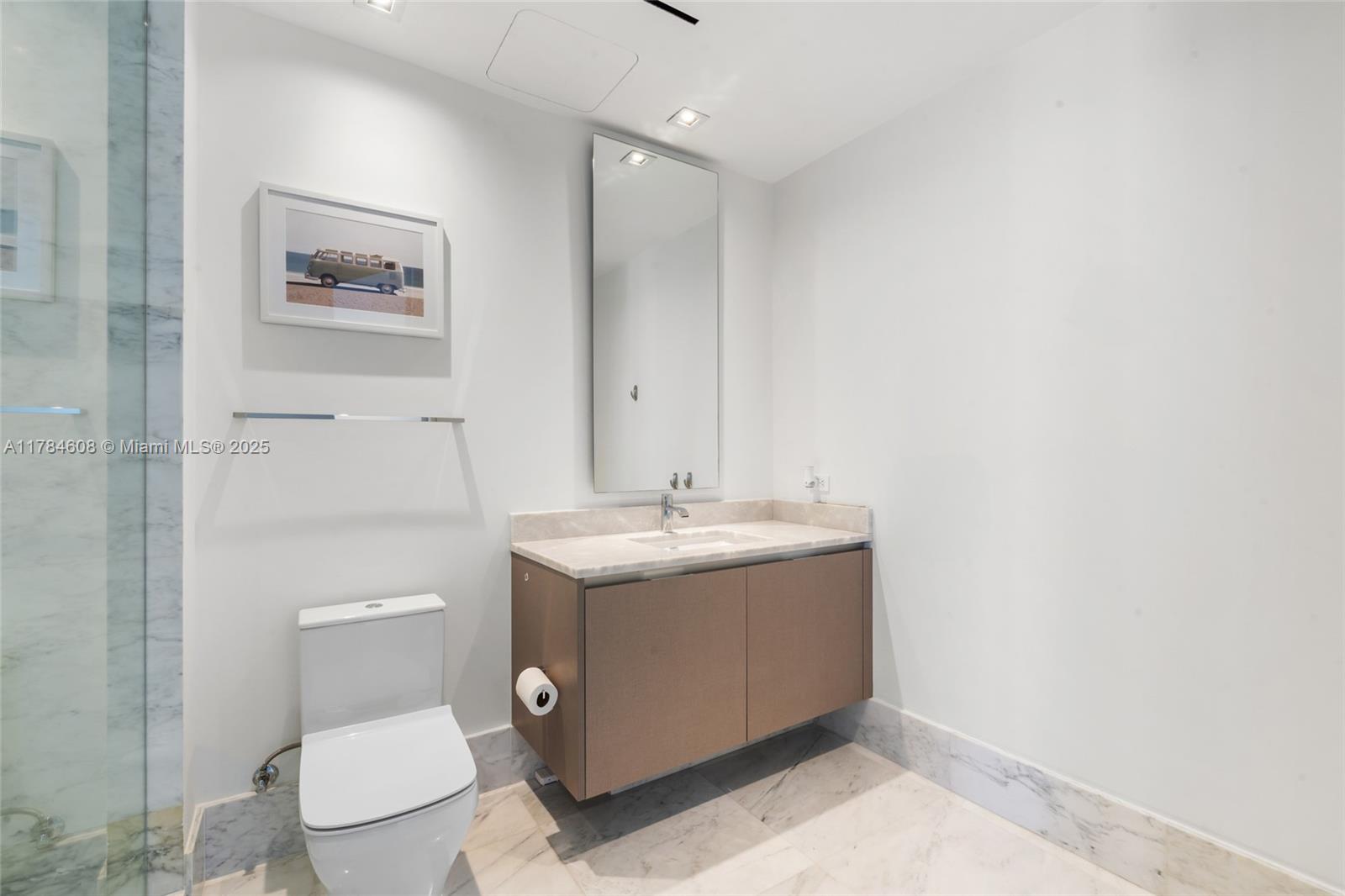 MUSE CONDO - Residential