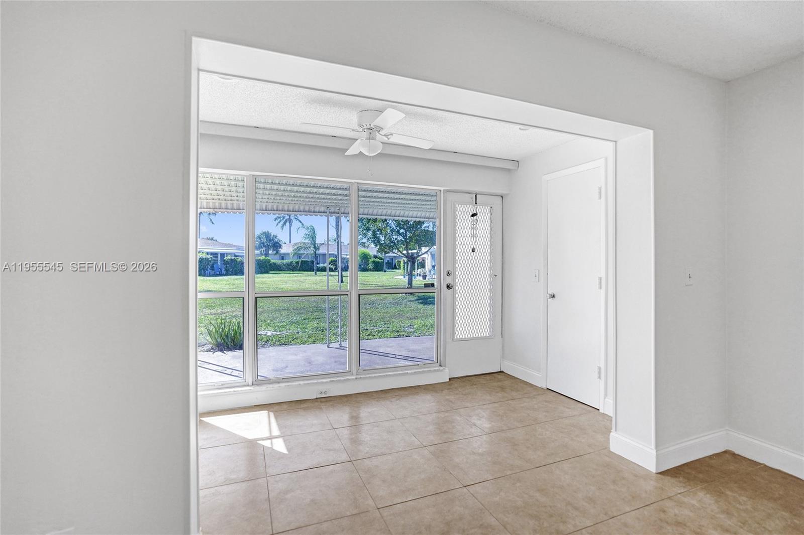 BOCA LAKES CONDO - Residential