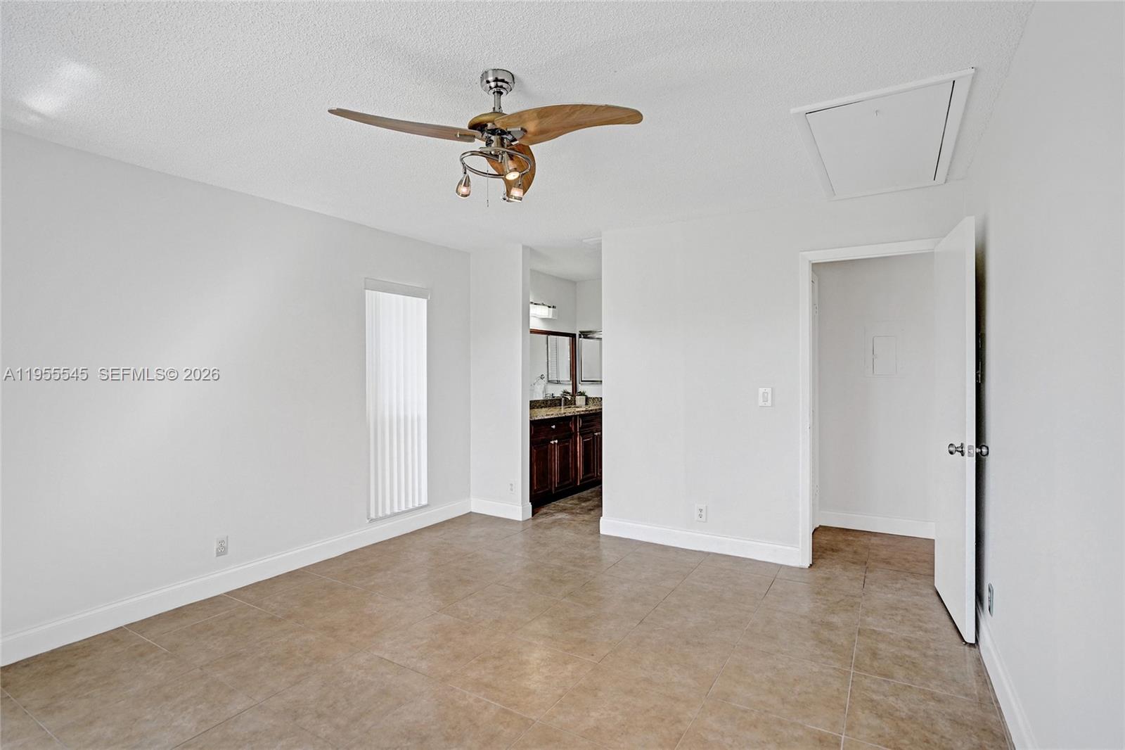 BOCA LAKES CONDO - Residential