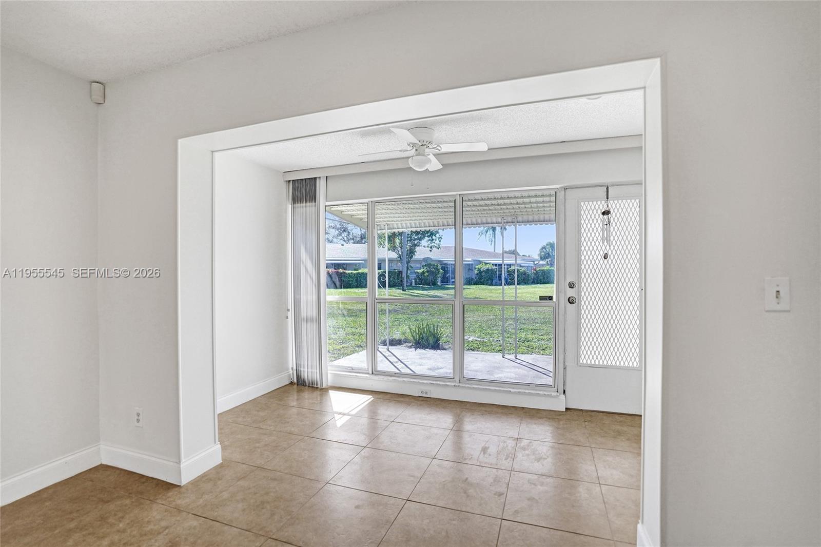 BOCA LAKES CONDO - Residential