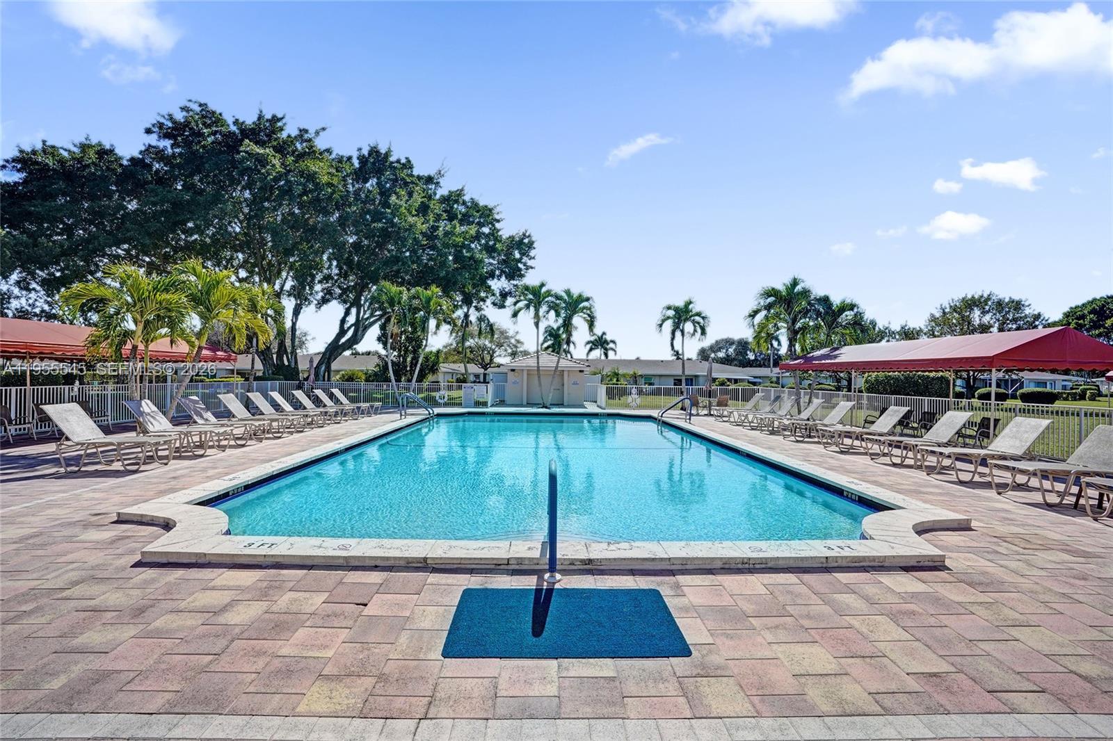 BOCA LAKES CONDO - Residential