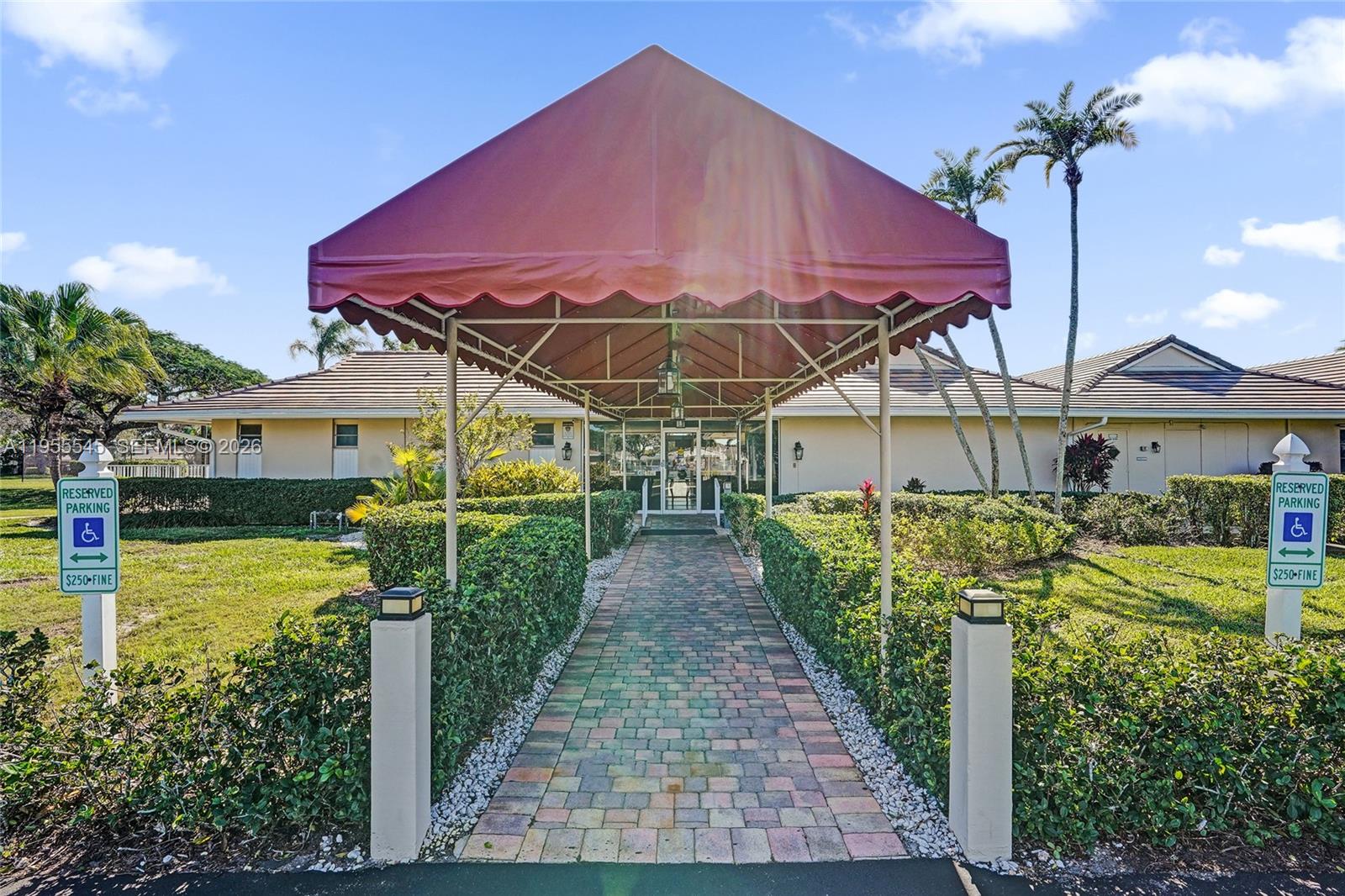 BOCA LAKES CONDO - Residential