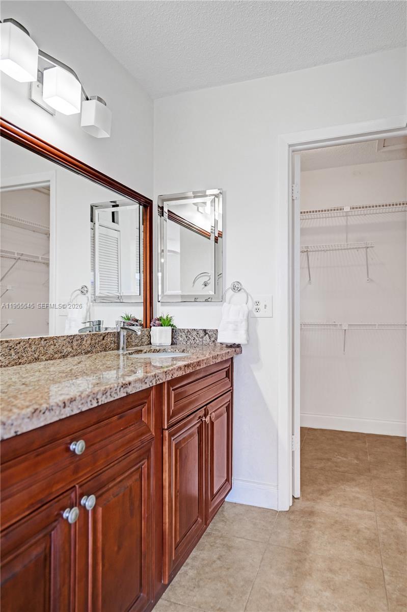 BOCA LAKES CONDO - Residential