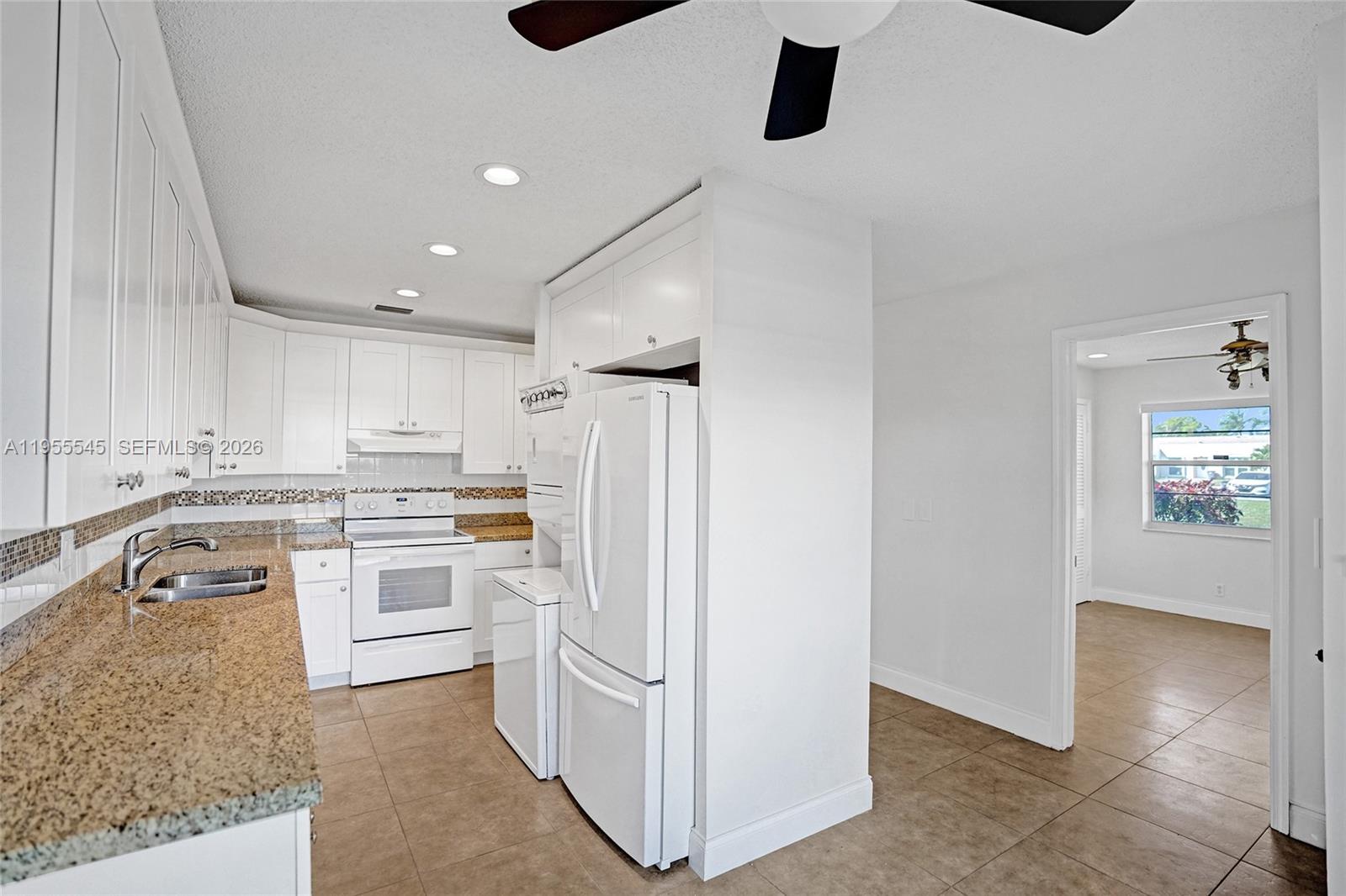 BOCA LAKES CONDO - Residential