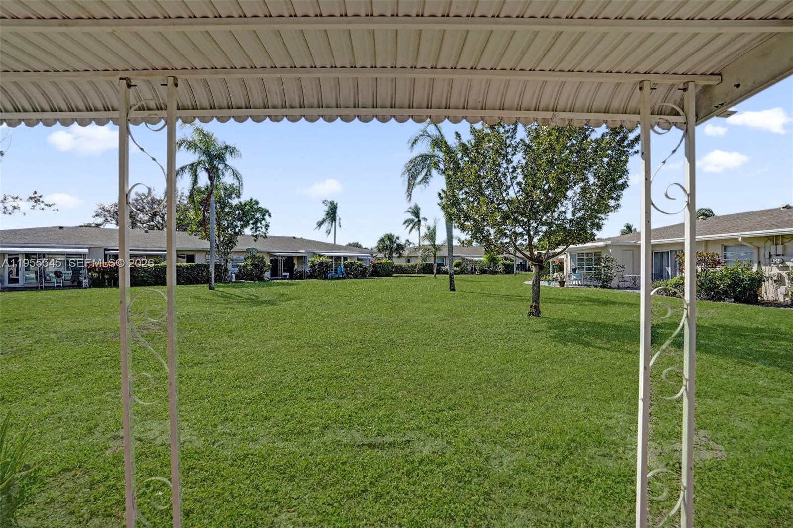 BOCA LAKES CONDO - Residential