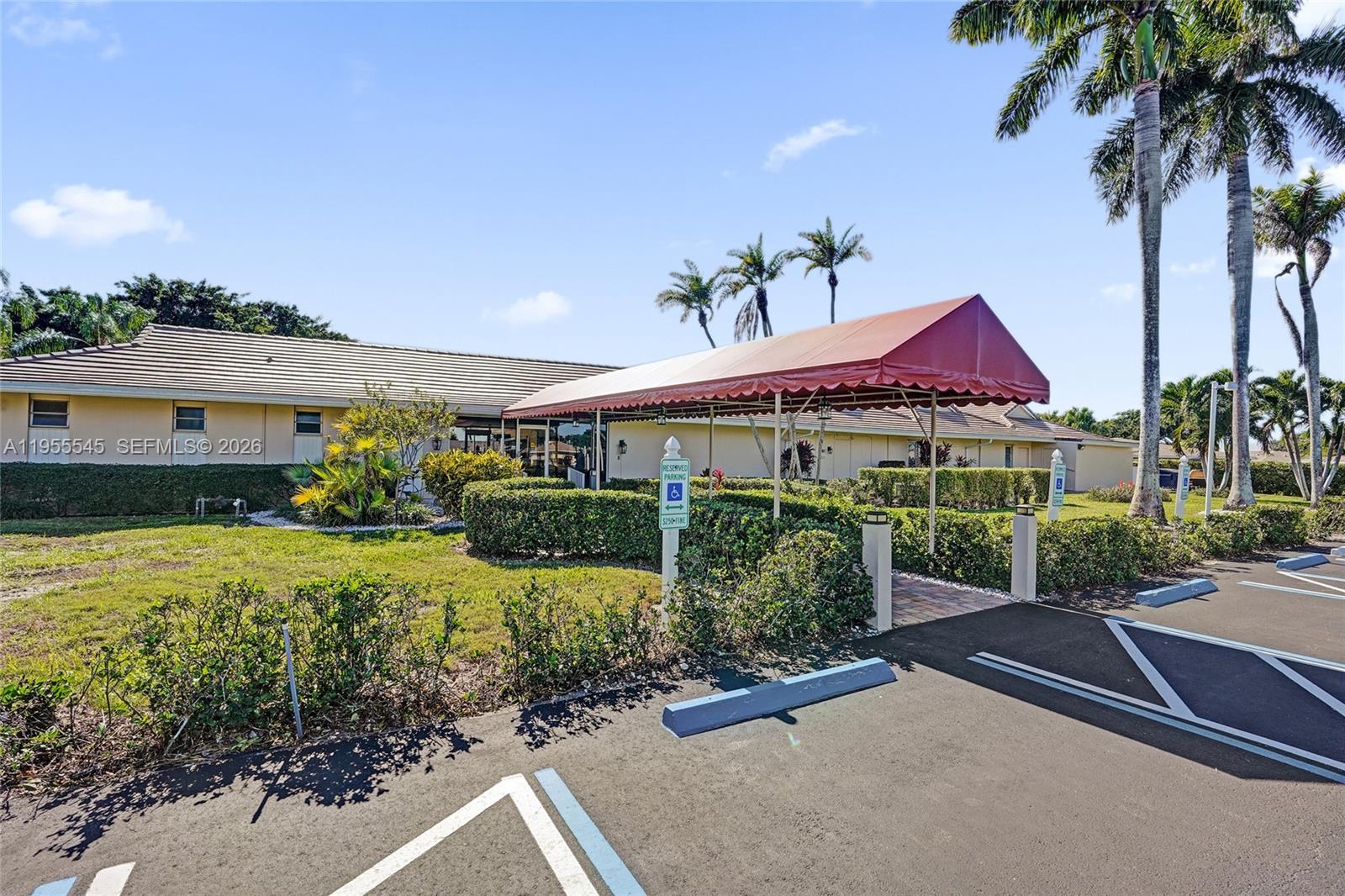 BOCA LAKES CONDO - Residential