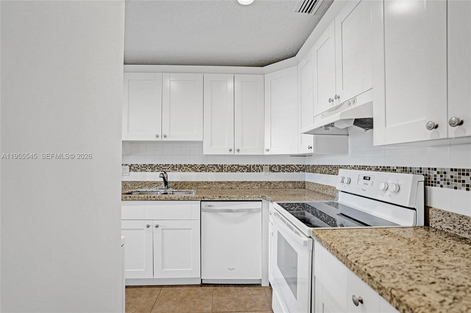 BOCA LAKES CONDO - Residential