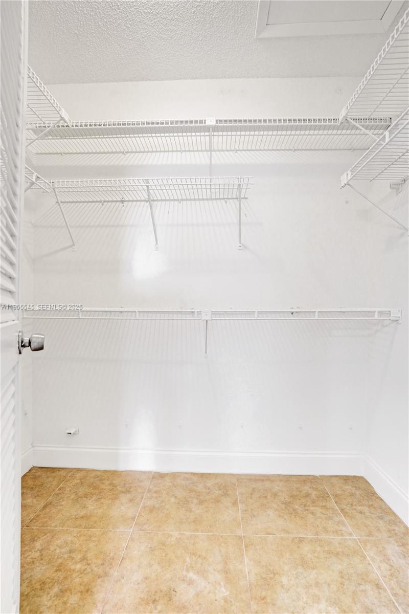 BOCA LAKES CONDO - Residential