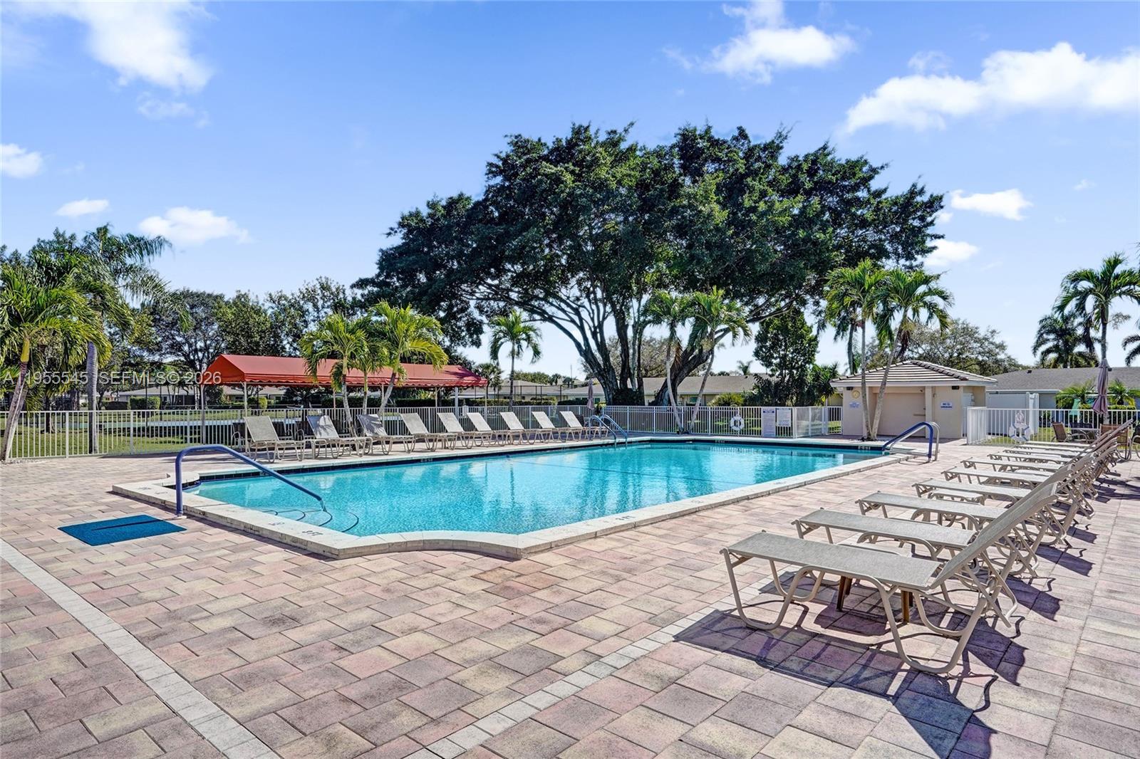 BOCA LAKES CONDO - Residential