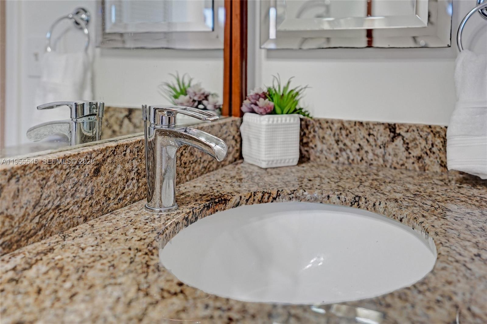 BOCA LAKES CONDO - Residential