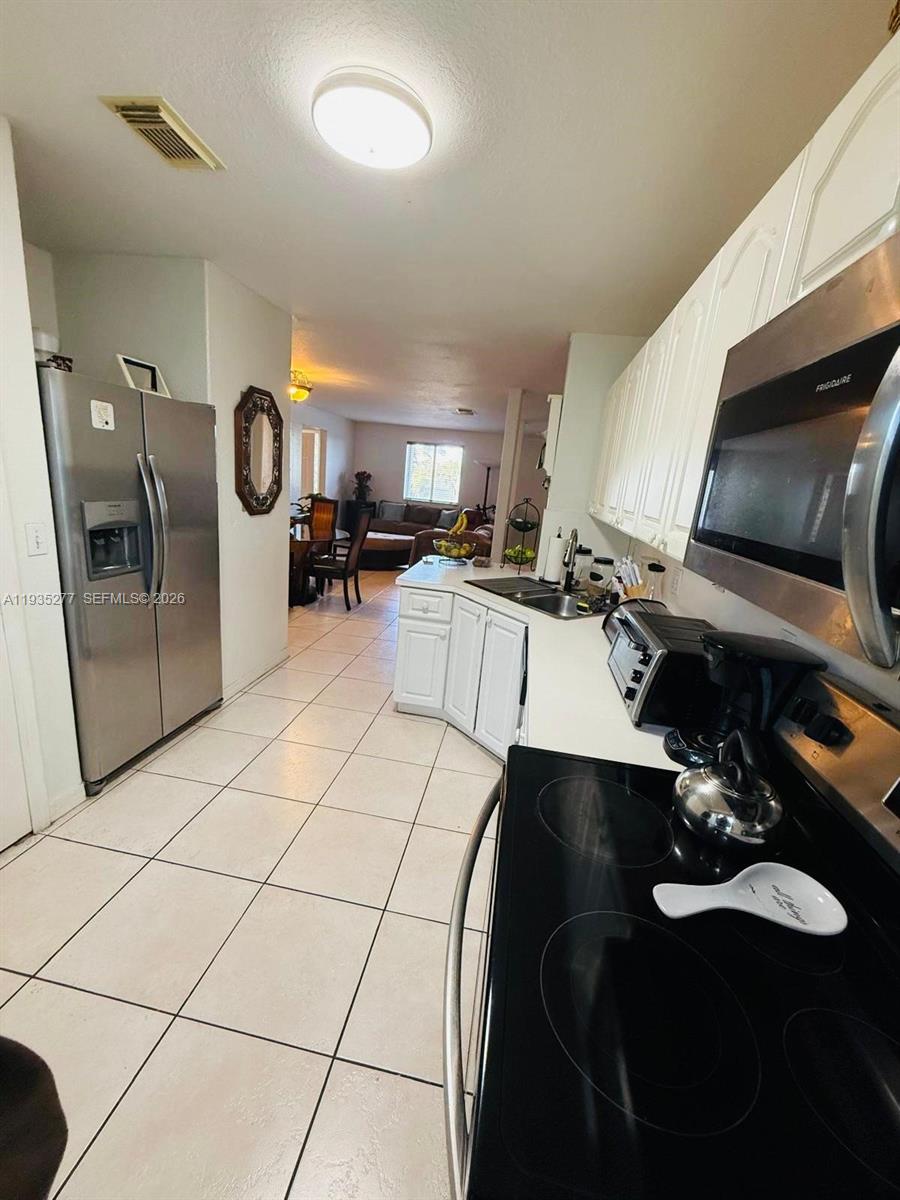 DORAL GRAND CONDO - Residential