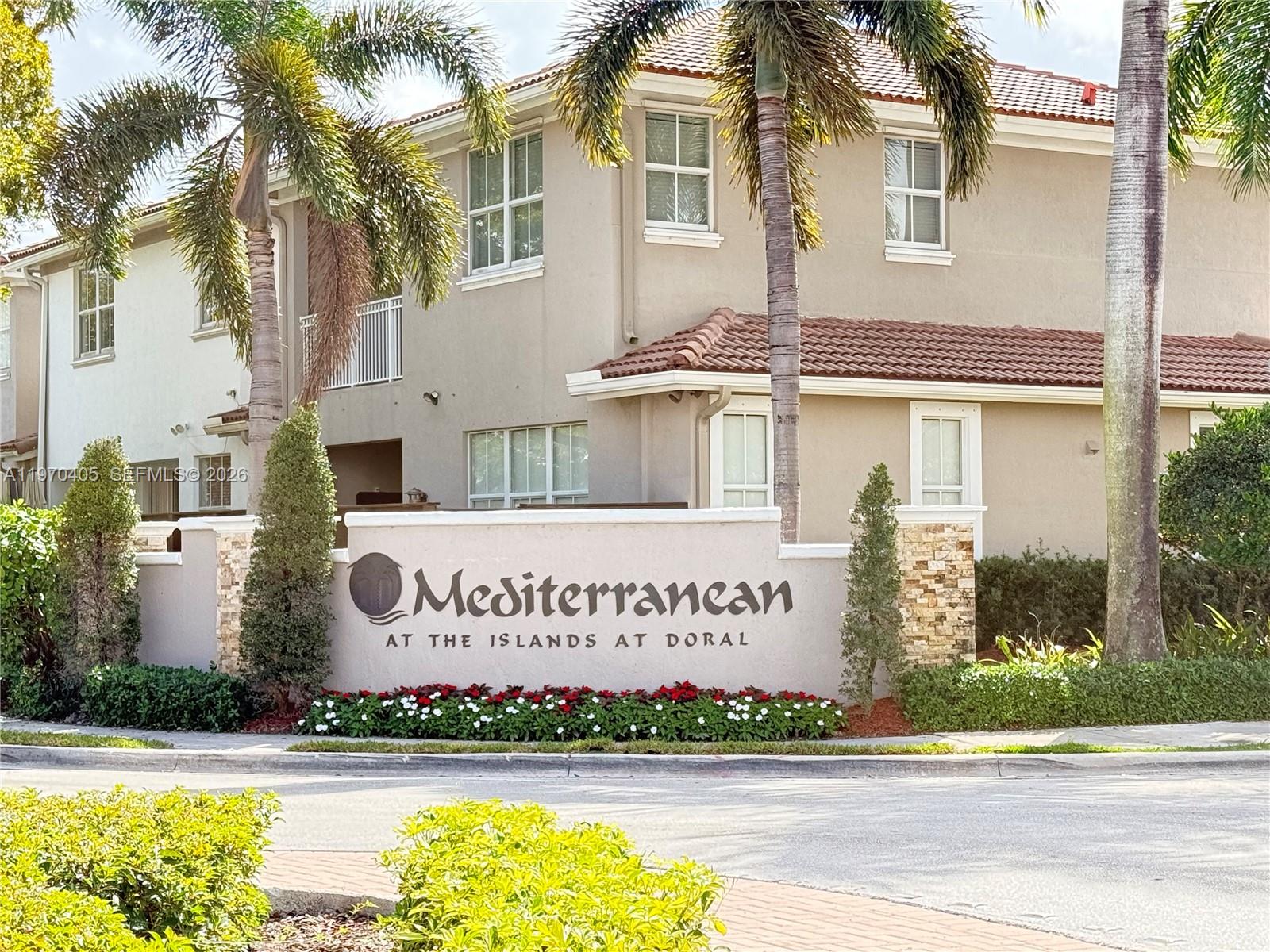 ISLANDS AT DORAL - Residential