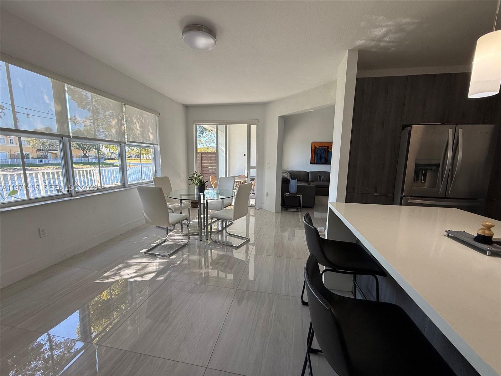 ISLANDS AT DORAL - Residential