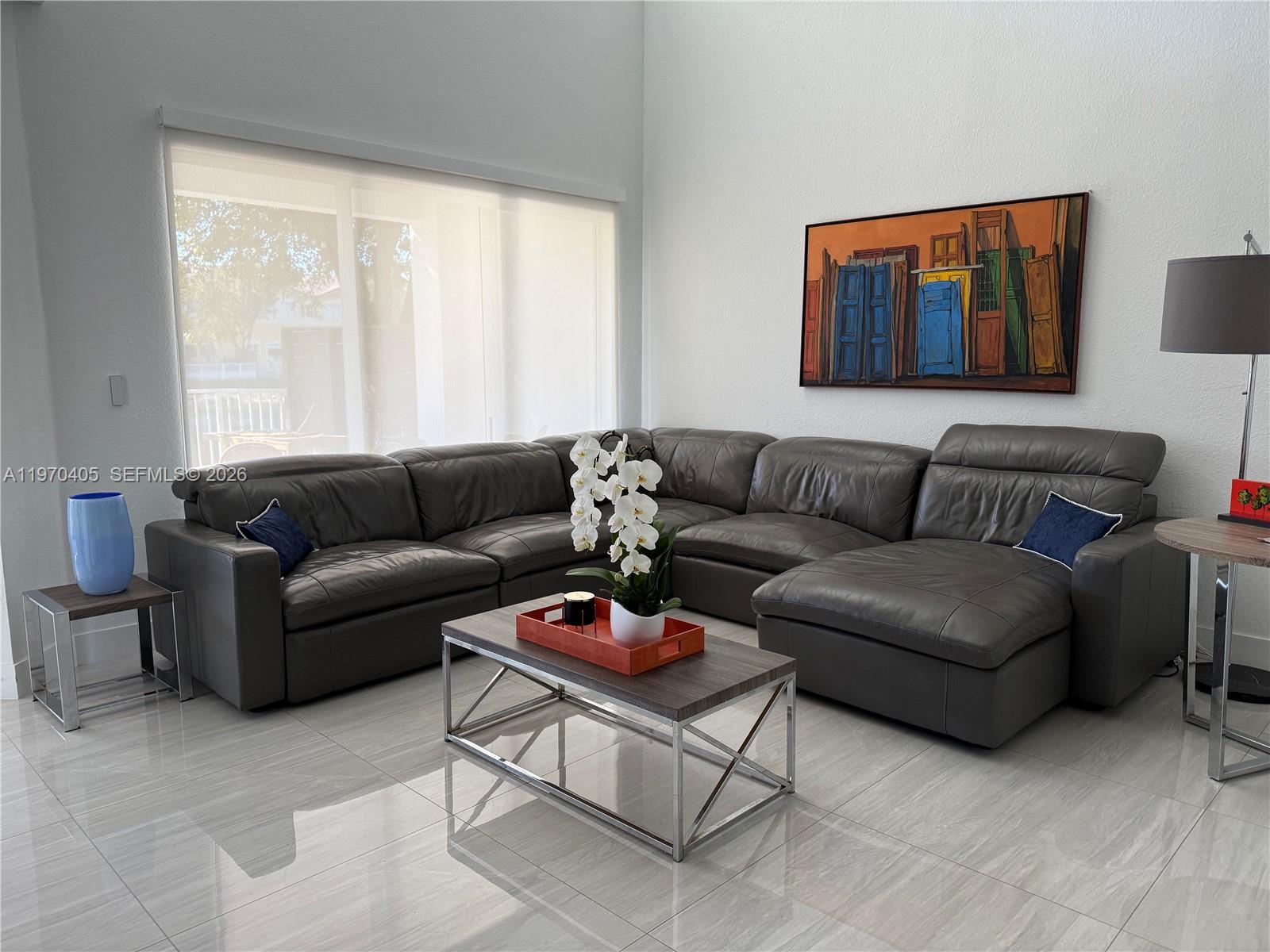 ISLANDS AT DORAL - Residential