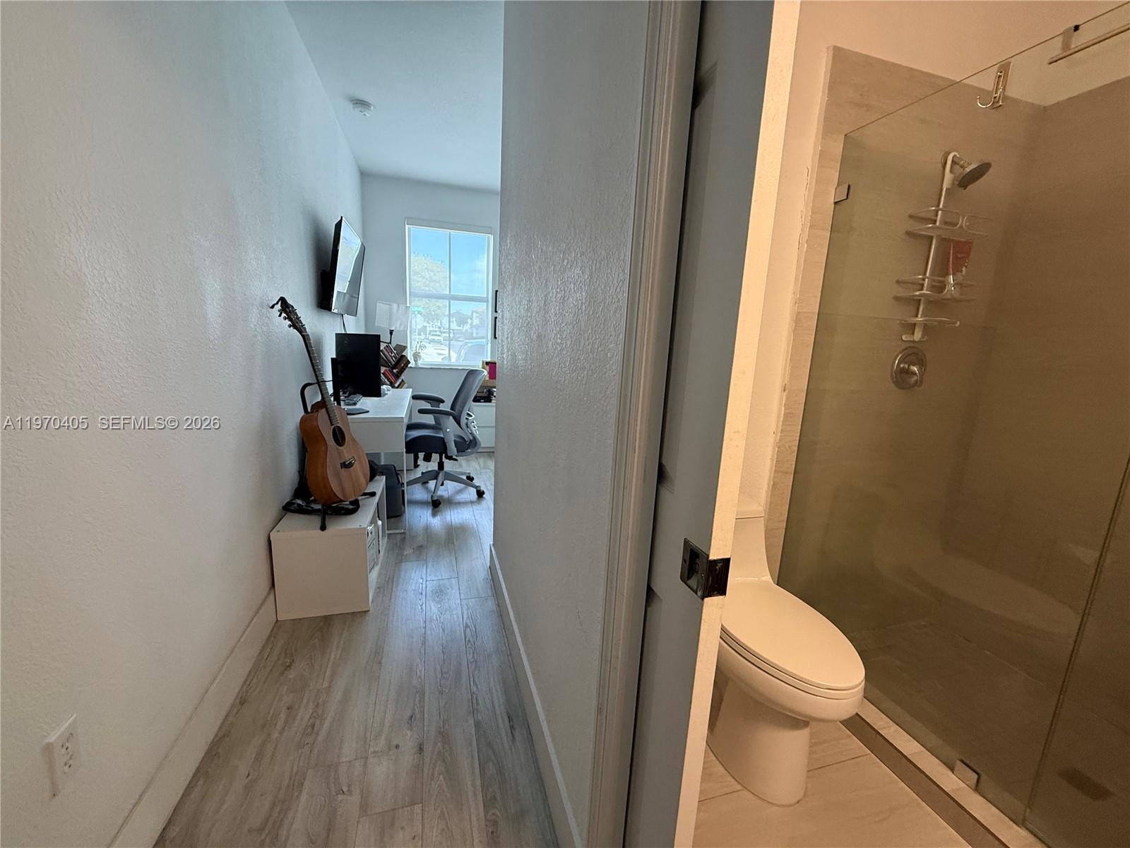 ISLANDS AT DORAL - Residential