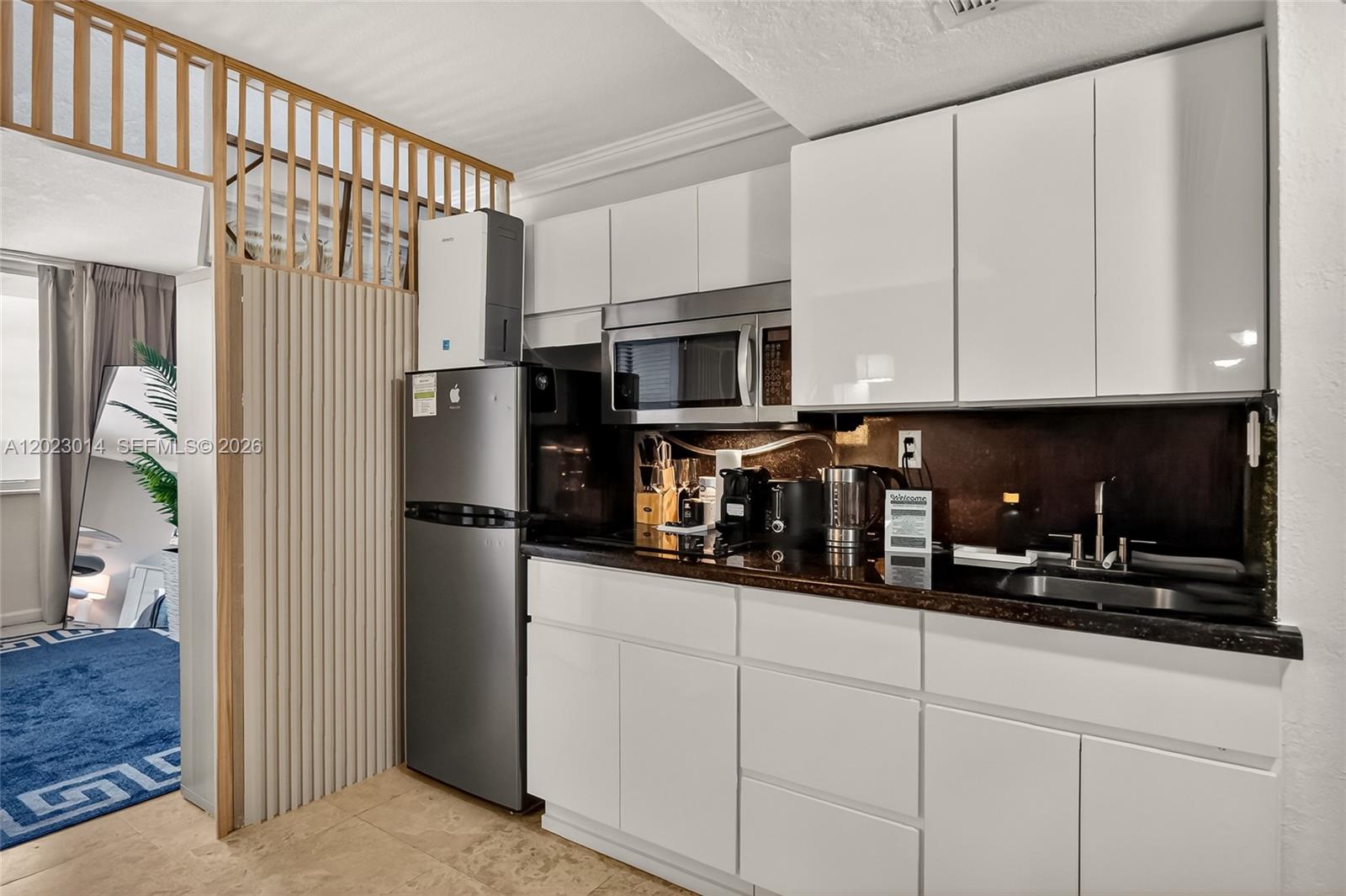 THE AVENTURA BEACH CLUB C - Residential