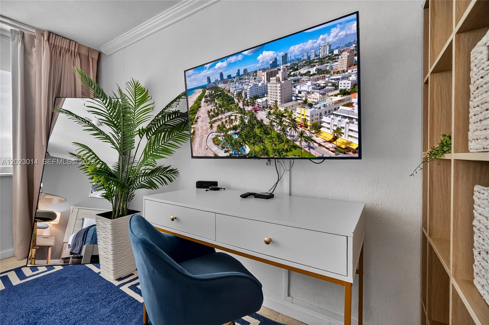 THE AVENTURA BEACH CLUB C - Residential