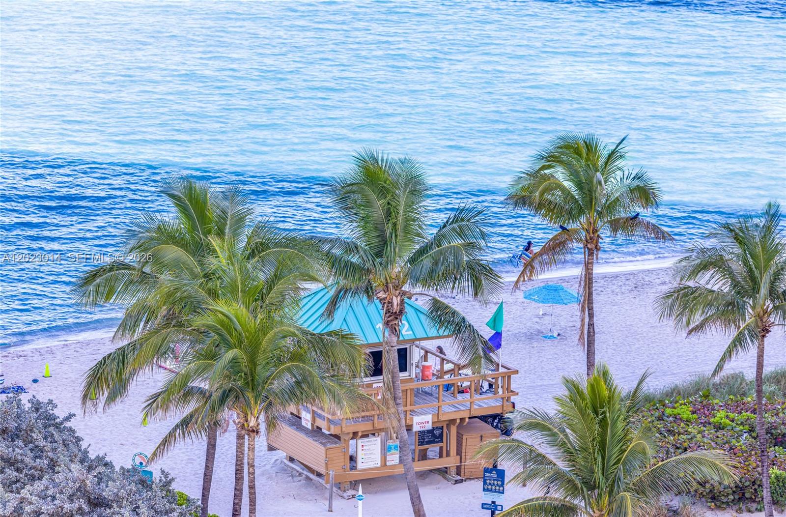 THE AVENTURA BEACH CLUB C - Residential