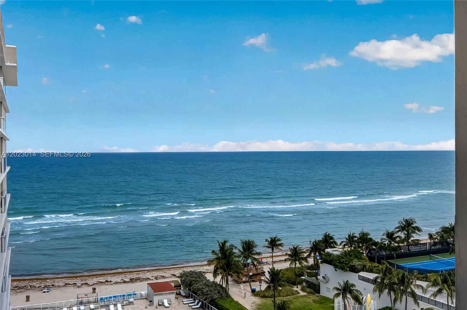 THE AVENTURA BEACH CLUB C - Residential