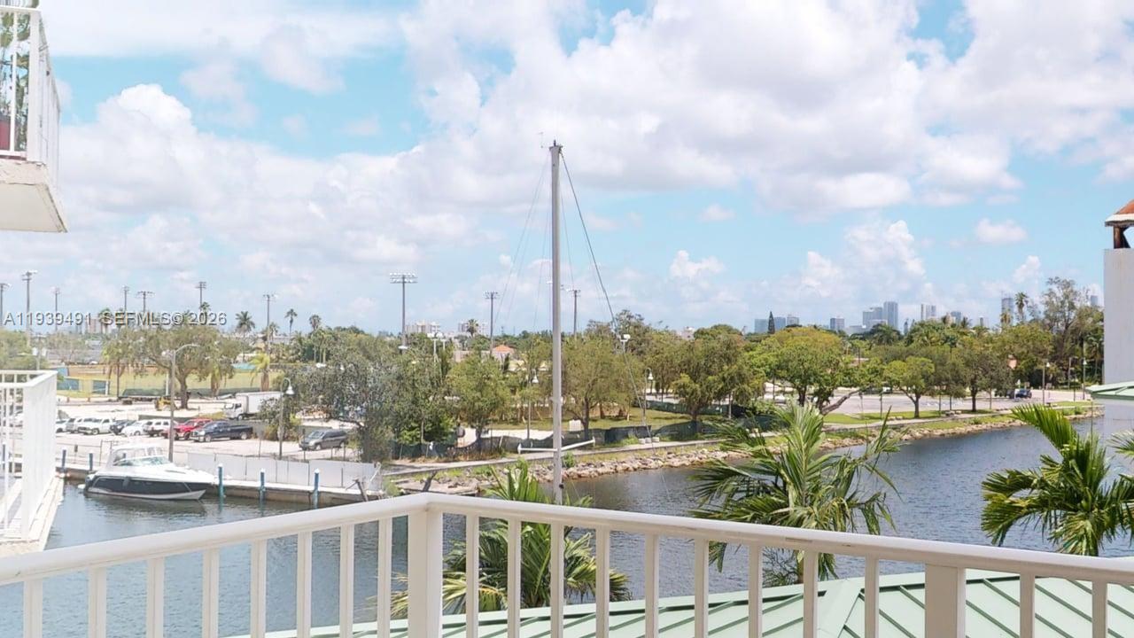 RIVER RUN SOUTH CONDO - Residential