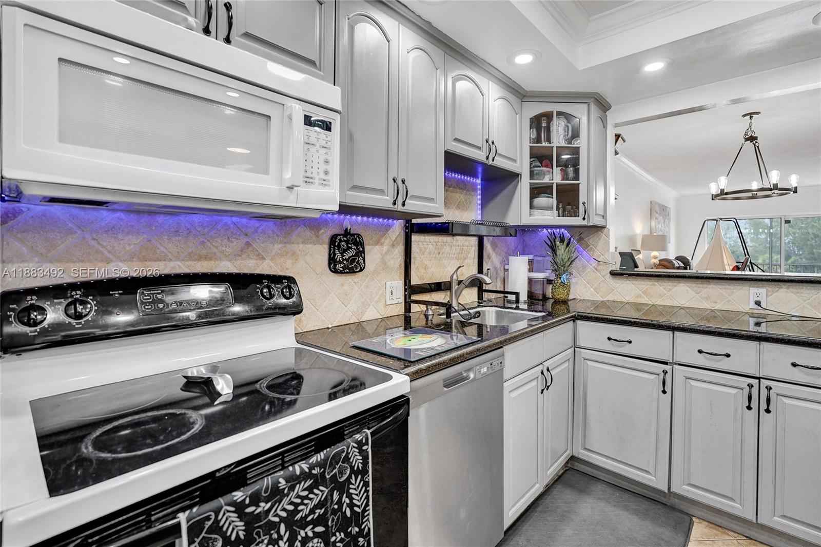 NO 10 PALM-AIRE COUNTRY C - Residential