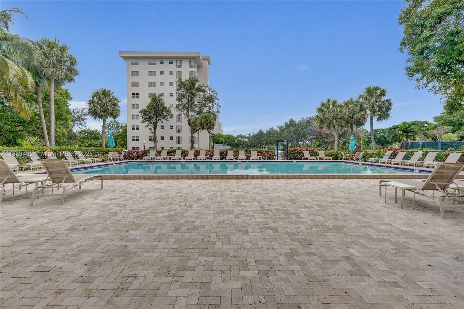 NO 10 PALM-AIRE COUNTRY C - Residential