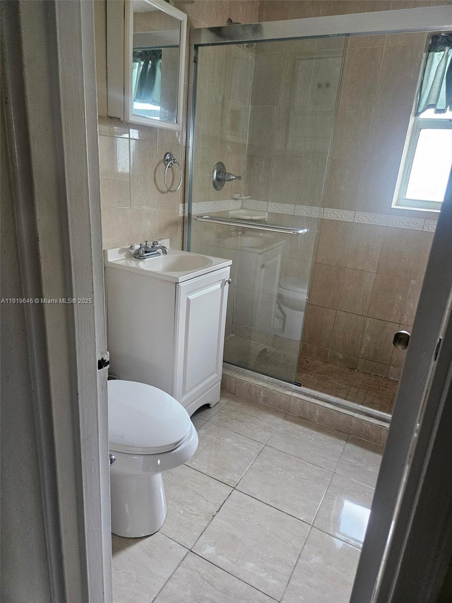 WINDWOOD SEAS CONDO - Residential