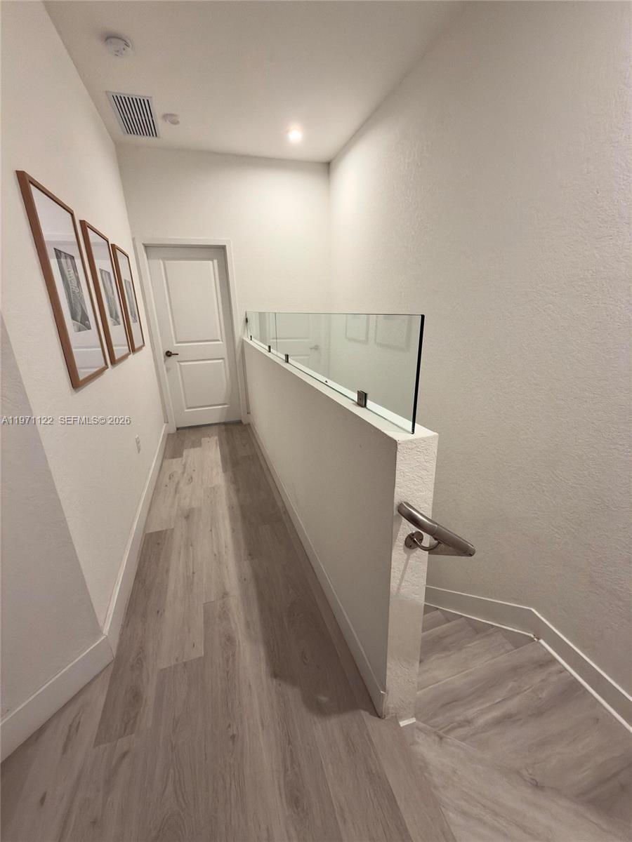 MC RESIDENTIAL - Residential