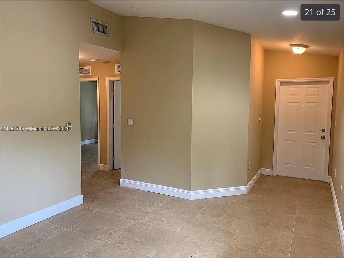 VENETIA GARDENS SOUTH CON - Residential