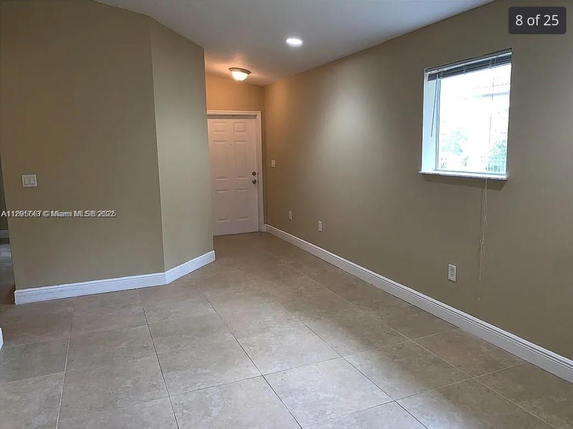 VENETIA GARDENS SOUTH CON - Residential