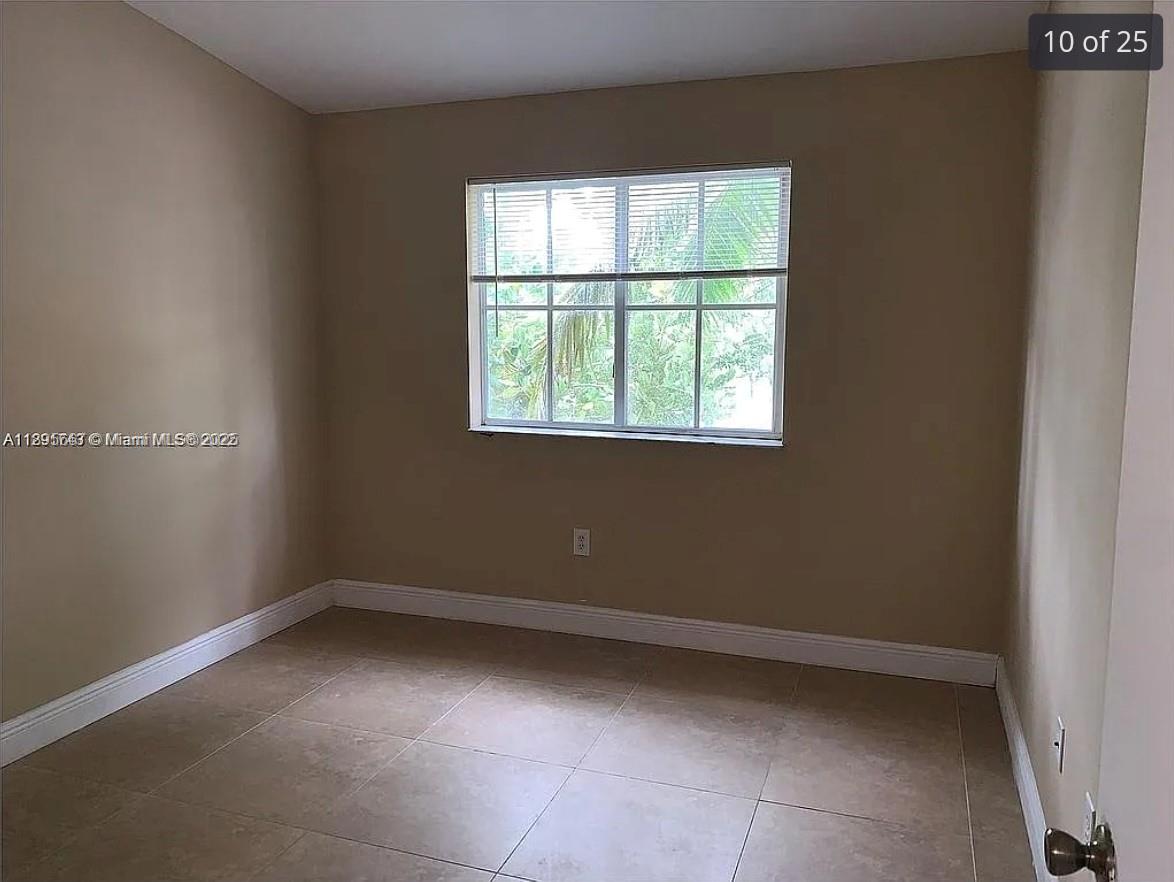 VENETIA GARDENS SOUTH CON - Residential