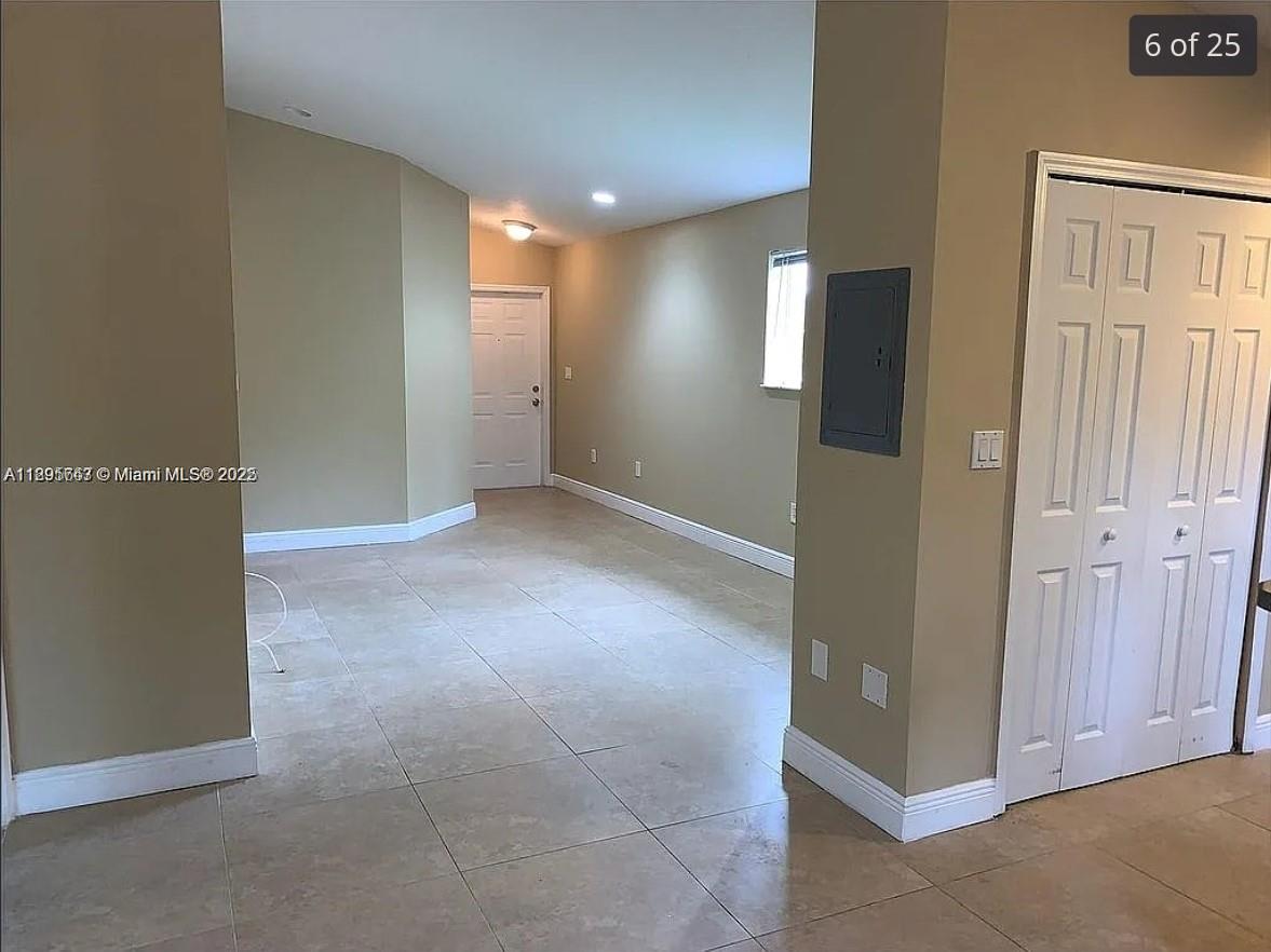 VENETIA GARDENS SOUTH CON - Residential