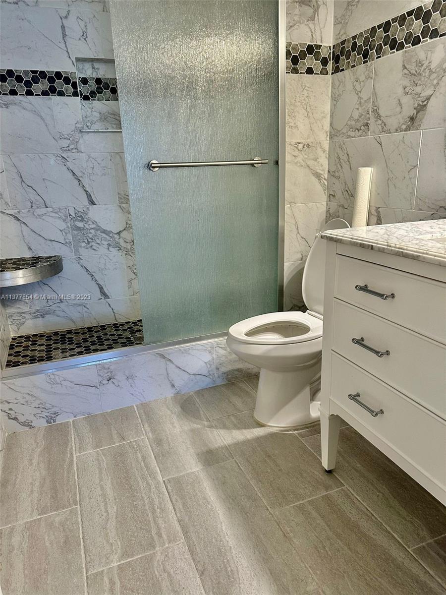 OLYMPUS CONDO PHASE - Residential Lease