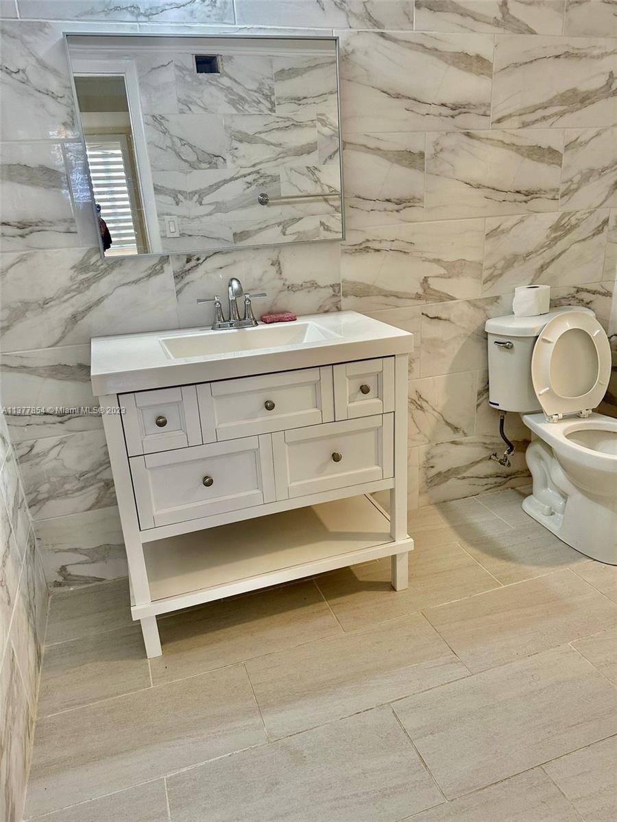 OLYMPUS CONDO PHASE - Residential Lease