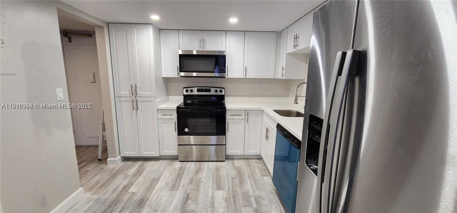 18021 Biscayne Blvd 903