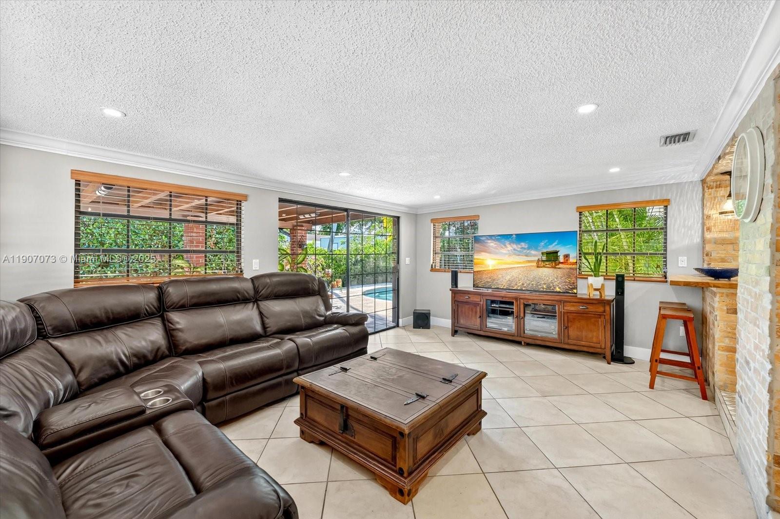 ALTAVISTA PARK SEC 1 - Residential