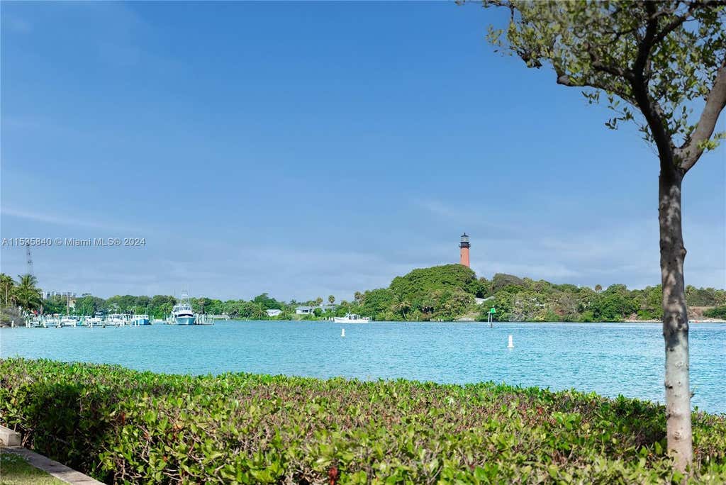 Photo of 755 S Saturn St #E201, Jupiter, FL 33477 (MLS # A11535840)