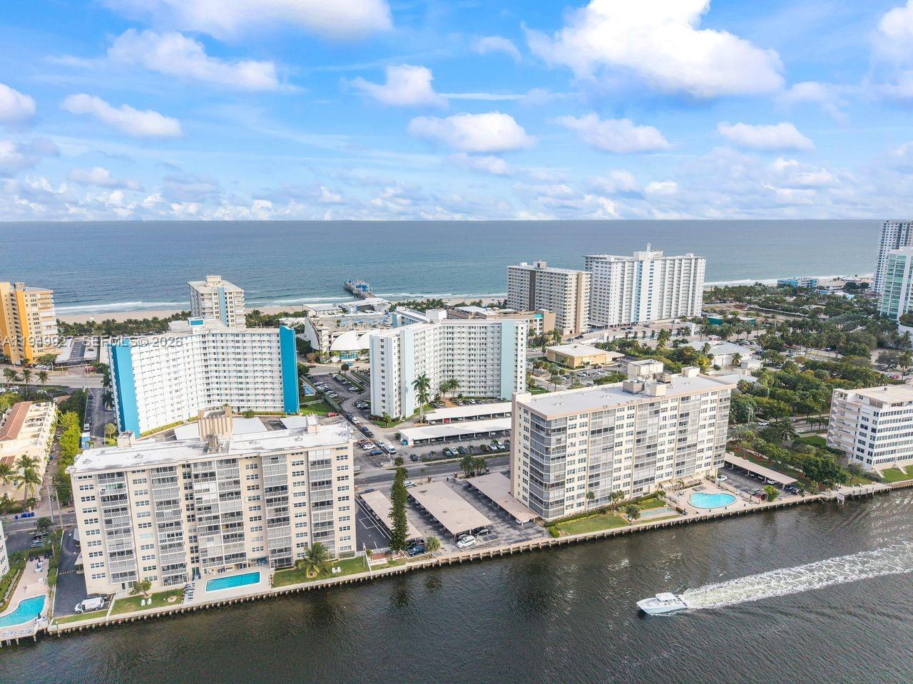 GRANADA HOUSE CONDOMINIUM - Residential