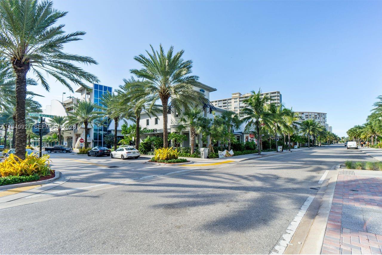 GRANADA HOUSE CONDOMINIUM - Residential