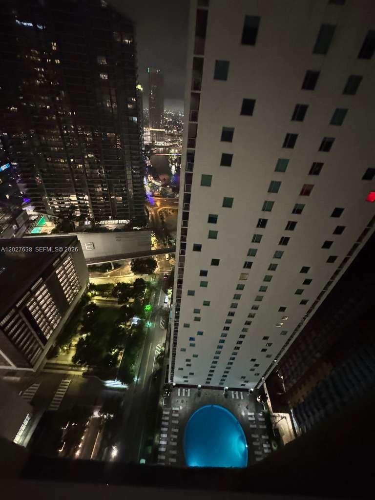 500 BRICKELL EAST CONDO - Residential