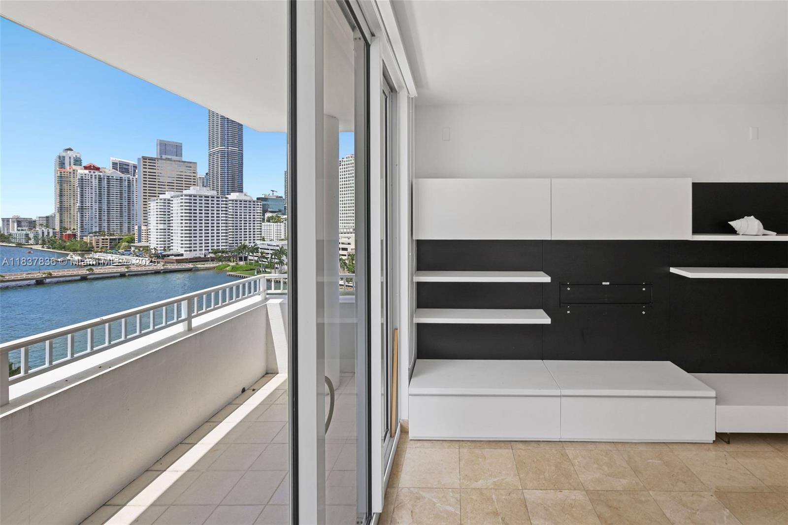 801 Brickell Key Blvd 1005