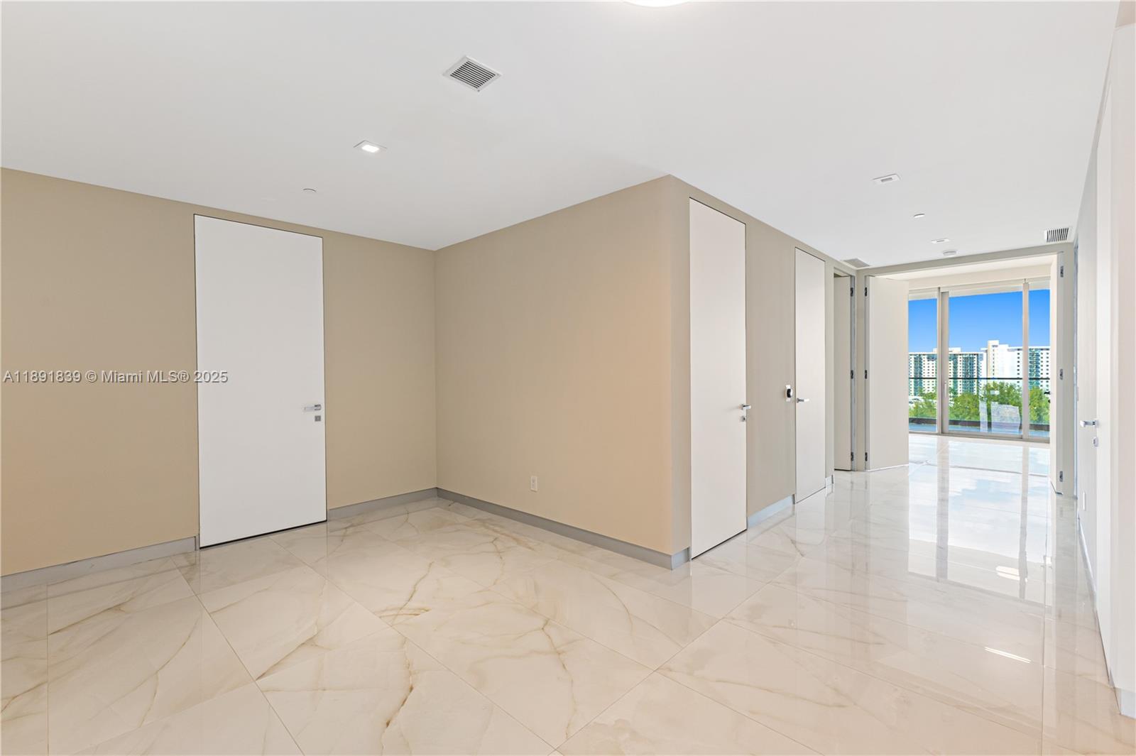 18975 COLLINS CONDO - Residential Lease