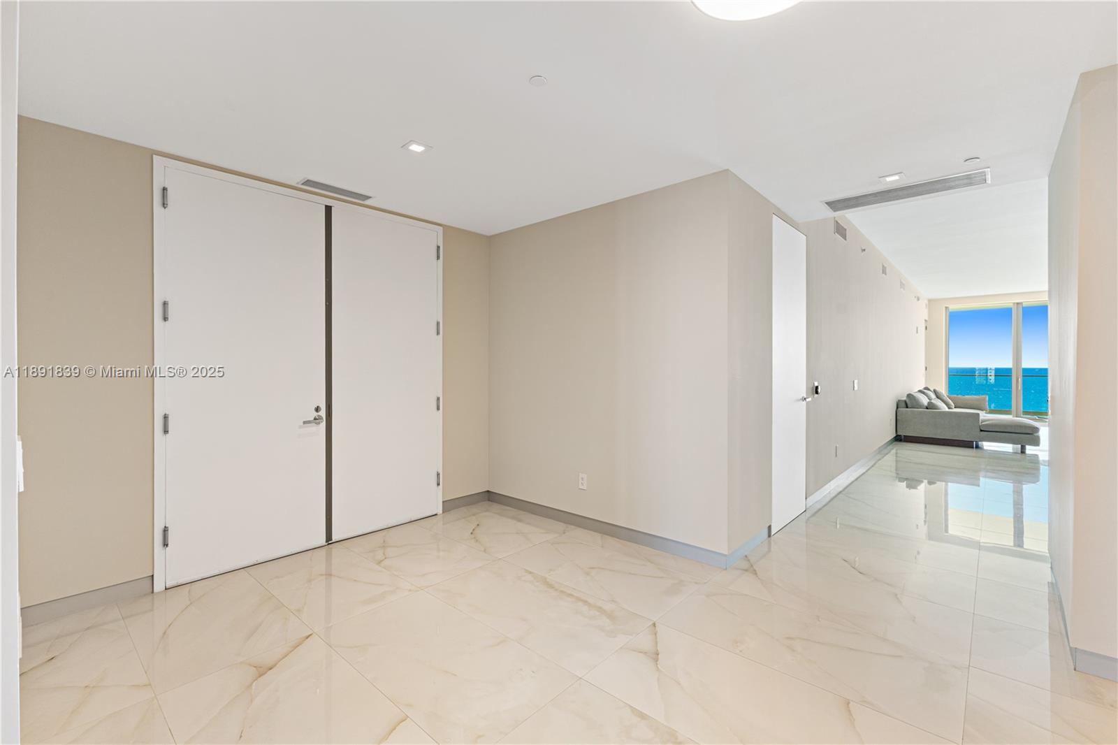 18975 COLLINS CONDO - Residential Lease