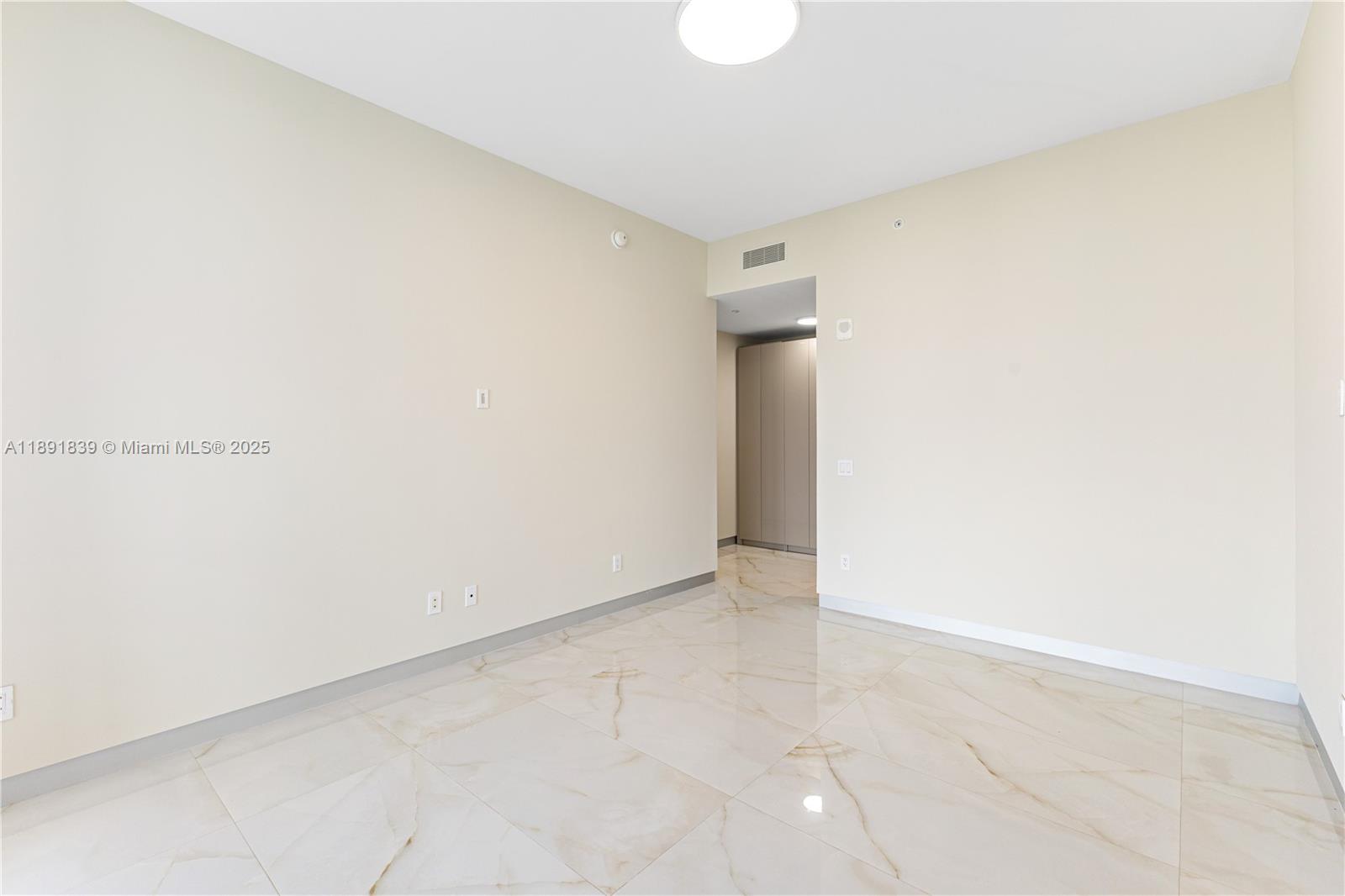 18975 COLLINS CONDO - Residential Lease